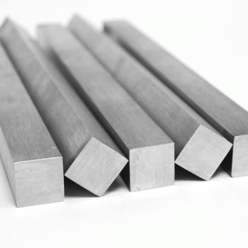 Квадрат нержавеющий 100х100 мм AISI 310S в наличии в Брянске